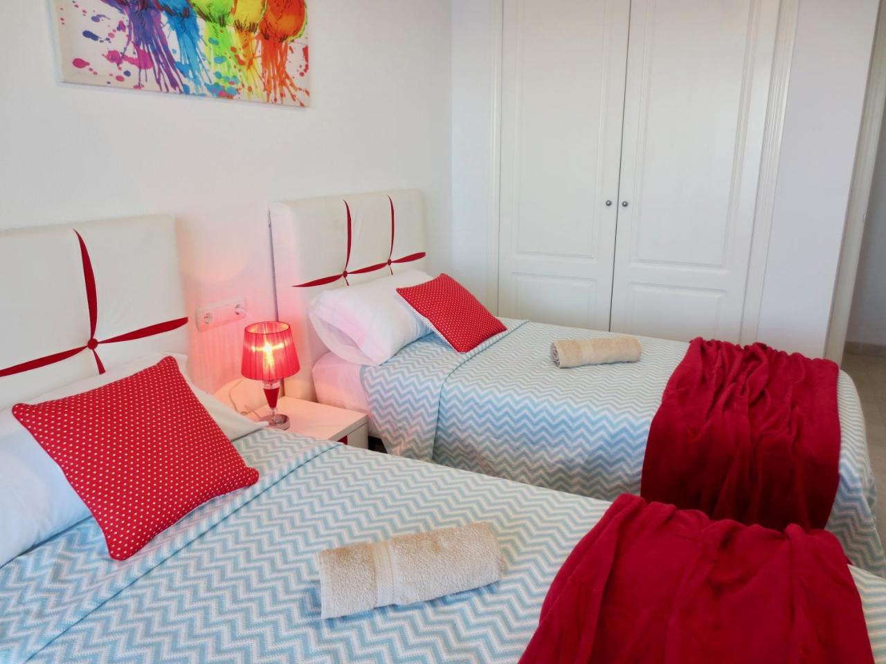 Clubrent - Apartamentos Apolo 16 كاليبي المظهر الخارجي الصورة