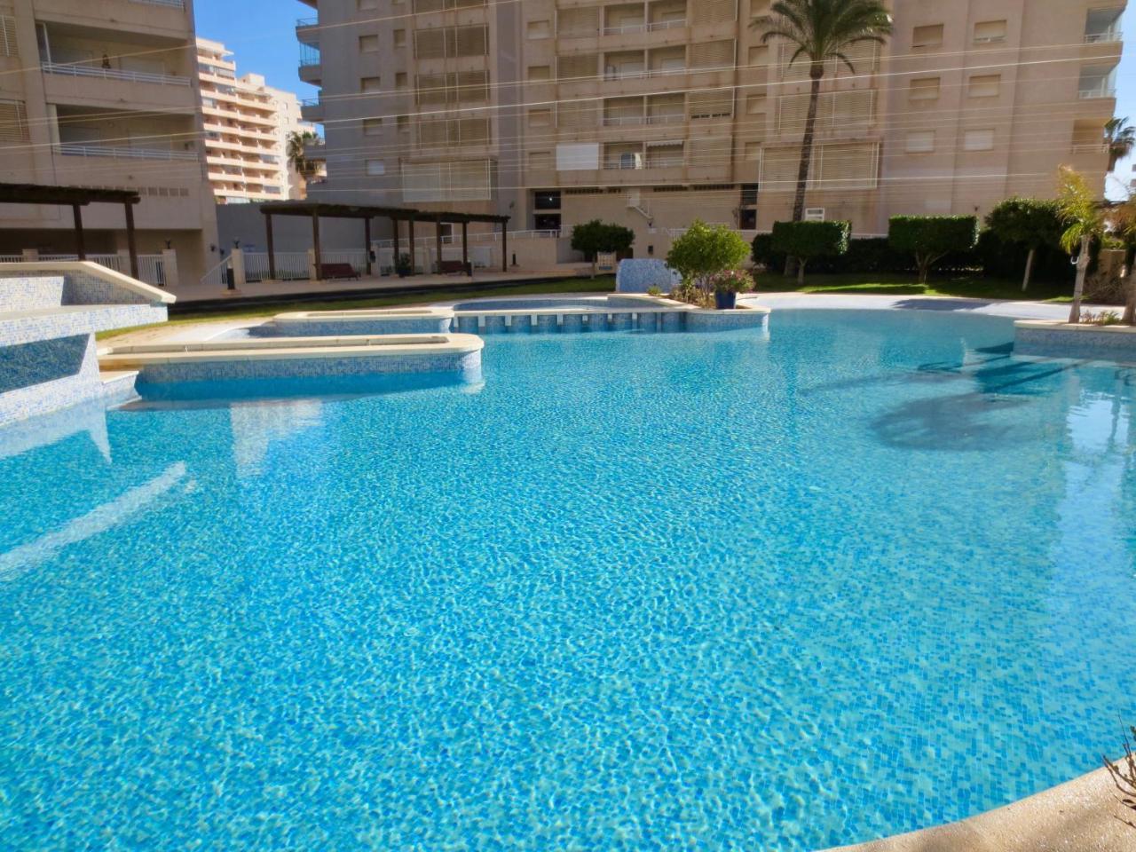 Clubrent - Apartamentos Apolo 16 كاليبي المظهر الخارجي الصورة